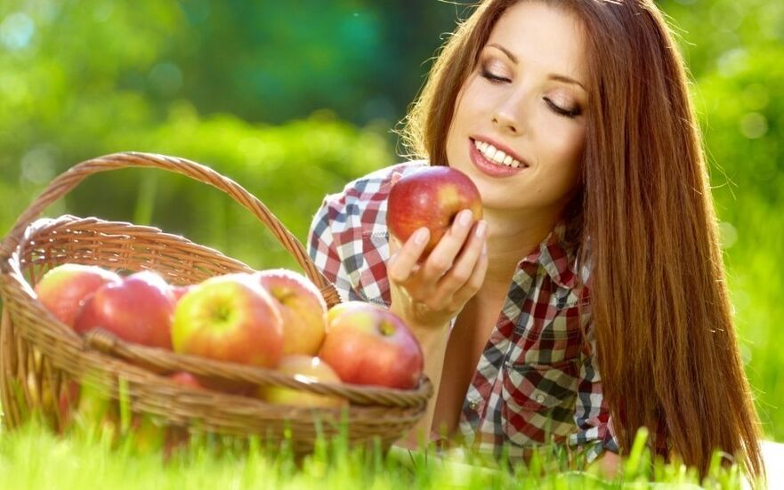 mangiare frutta non lavata come causa di parassiti